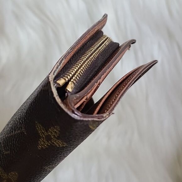 💯Authentic Louis Vuitton Monogram Porte Papier Zip Wallet🍀 - Picture 5 of 15